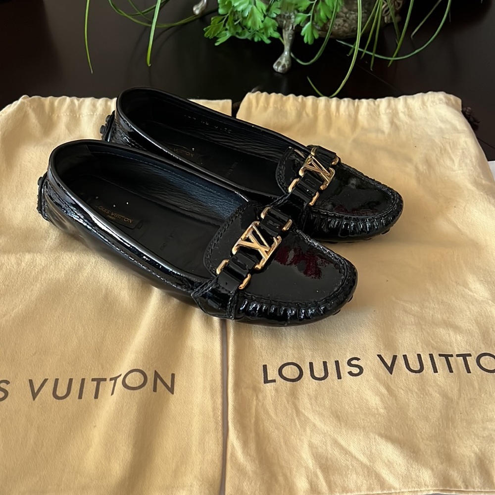 Louis Vuitton Oxford flat